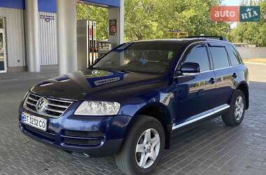 Внедорожник / Кроссовер Volkswagen Touareg 2005 в 