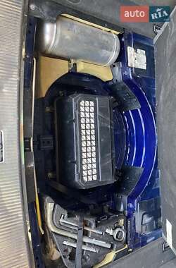 Внедорожник / Кроссовер Volkswagen Touareg 2005 в 