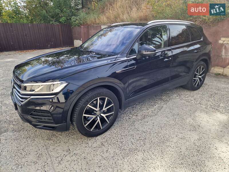 Внедорожник / Кроссовер Volkswagen Touareg 2021 в Днепре