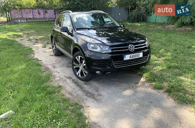 Внедорожник / Кроссовер Volkswagen Touareg 2012 в 