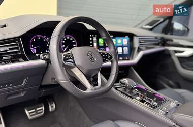 Позашляховик / Кросовер Volkswagen Touareg 2023 в  фото 136 Позашляховик / Кросовер Volkswagen Touareg 2023 в