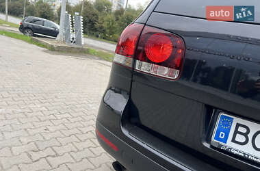 Позашляховик / Кросовер Volkswagen Touareg 2009 в 