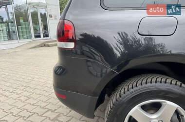 Позашляховик / Кросовер Volkswagen Touareg 2009 в 