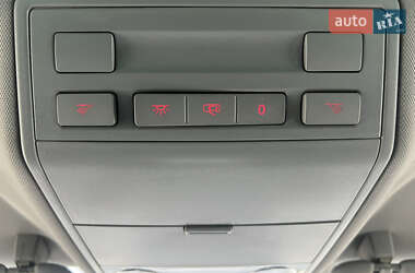 Позашляховик / Кросовер Volkswagen Touareg 2009 в 