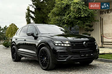 Внедорожник / Кроссовер Volkswagen Touareg 2022 в 