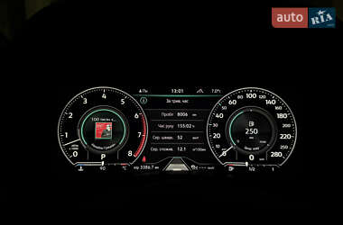Внедорожник / Кроссовер Volkswagen Touareg 2022 в 