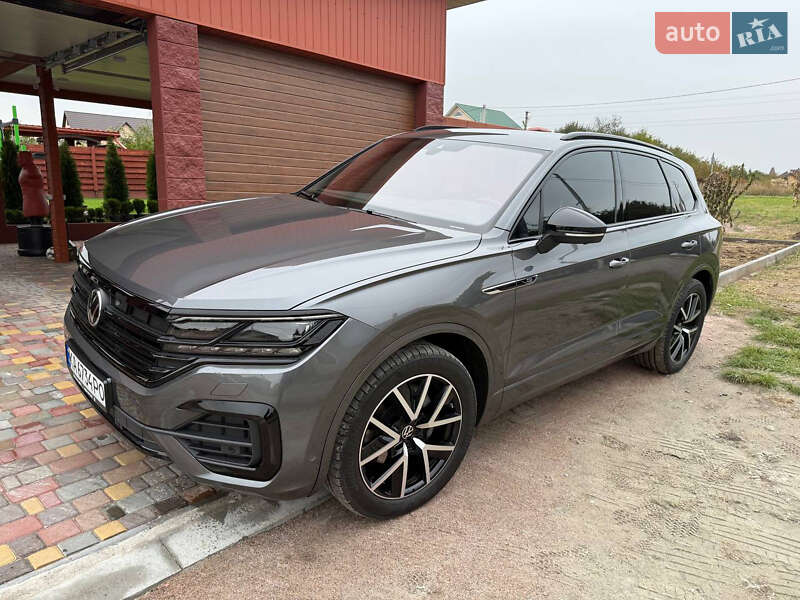 Внедорожник / Кроссовер Volkswagen Touareg 2023 в Киеве