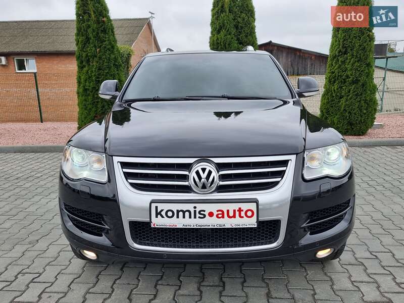 Внедорожник / Кроссовер Volkswagen Touareg 2009 в Виннице