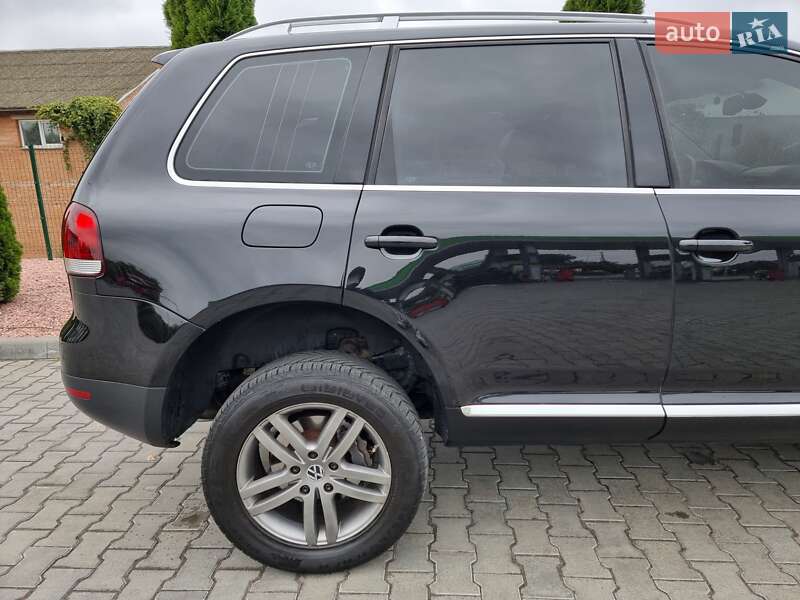Внедорожник / Кроссовер Volkswagen Touareg 2009 в Виннице