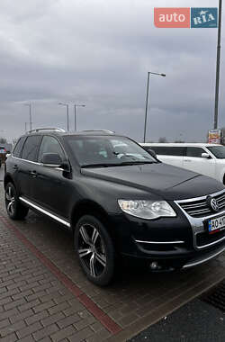 Внедорожник / Кроссовер Volkswagen Touareg 2008 в Иршаве