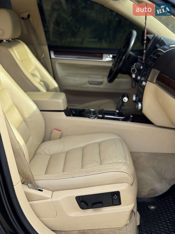Внедорожник / Кроссовер Volkswagen Touareg 2004 в Межгорье фото 35 Внедорожник / Кроссовер Volkswagen Touareg 2004 в Межгорье