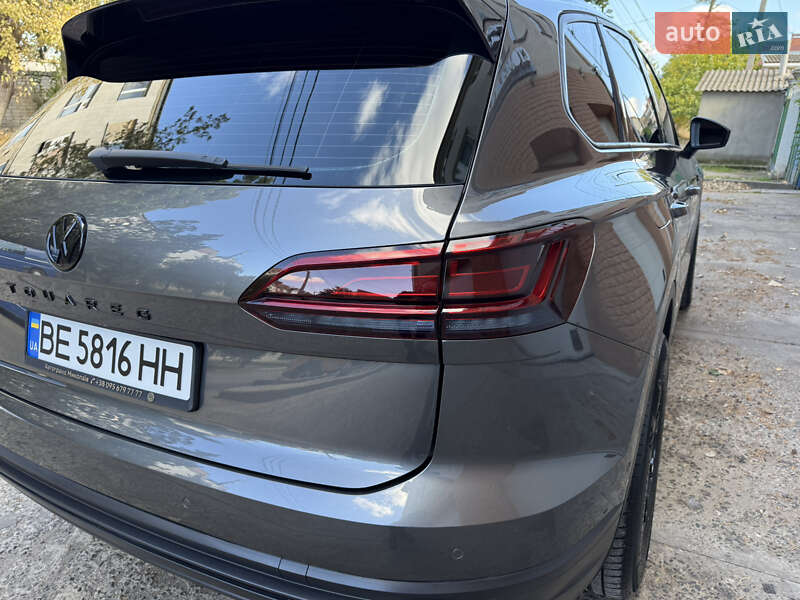 Позашляховик / Кросовер Volkswagen Touareg 2018 в Миколаєві фото 10 Позашляховик / Кросовер Volkswagen Touareg 2018 в Миколаєві