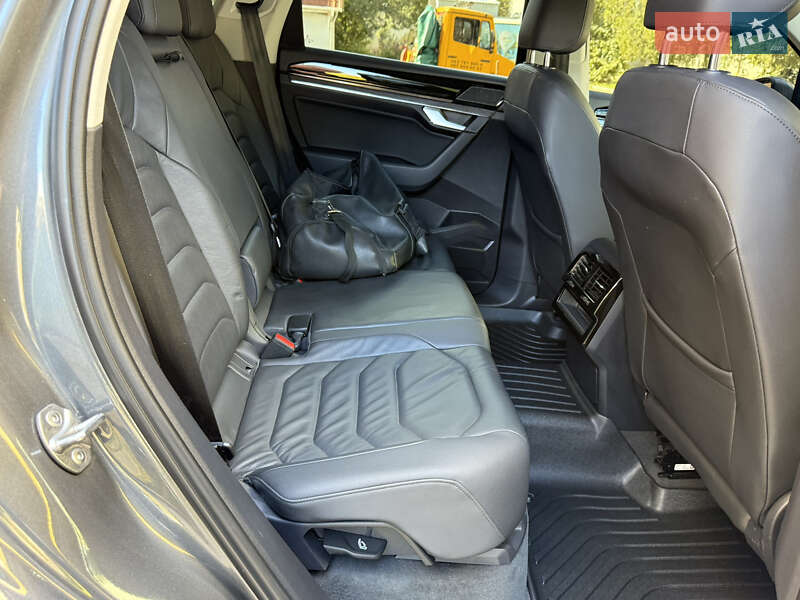 Позашляховик / Кросовер Volkswagen Touareg 2018 в Миколаєві фото 36 Позашляховик / Кросовер Volkswagen Touareg 2018 в Миколаєві