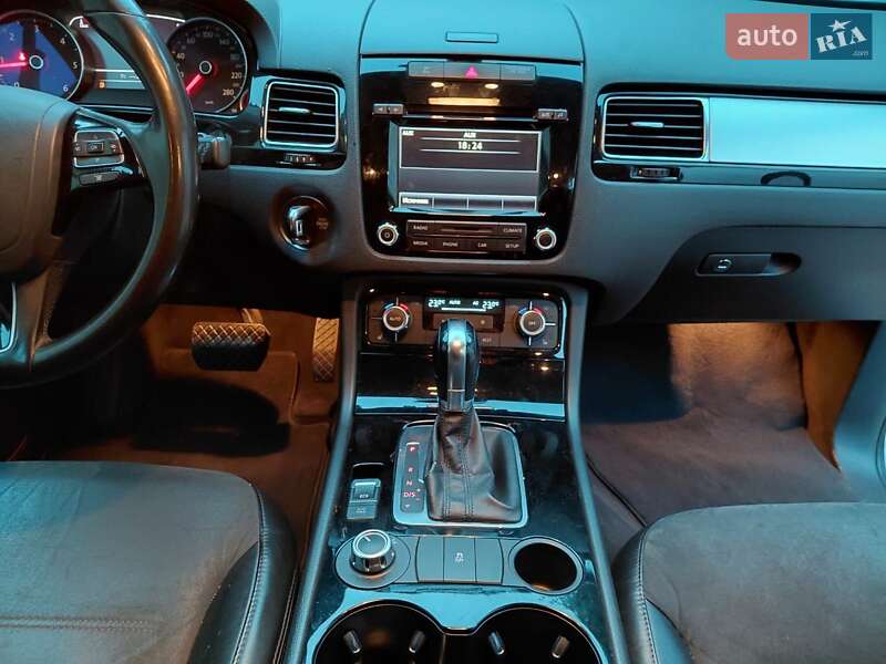 Внедорожник / Кроссовер Volkswagen Touareg 2012 в Николаеве фото 5 Внедорожник / Кроссовер Volkswagen Touareg 2012 в Николаеве