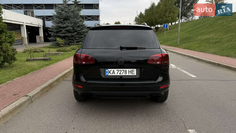 Внедорожник / Кроссовер Volkswagen Touareg 2012 в Киеве фото 14 Внедорожник / Кроссовер Volkswagen Touareg 2012 в Киеве