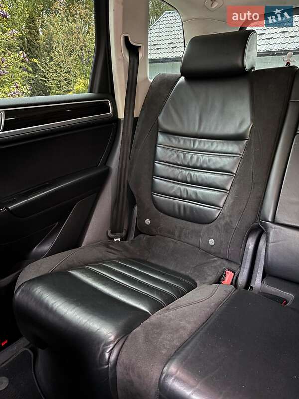 Внедорожник / Кроссовер Volkswagen Touareg 2014 в Львове фото 49 Внедорожник / Кроссовер Volkswagen Touareg 2014 в Львове