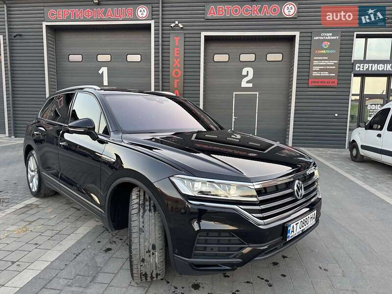 Внедорожник / Кроссовер Volkswagen Touareg 2020 в Ивано-Франковске