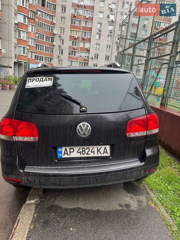 Внедорожник / Кроссовер Volkswagen Touareg 2005 в Киеве