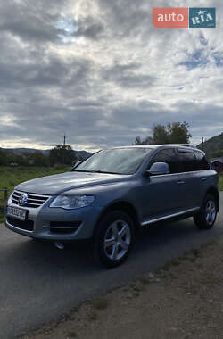 Внедорожник / Кроссовер Volkswagen Touareg 2007 в 