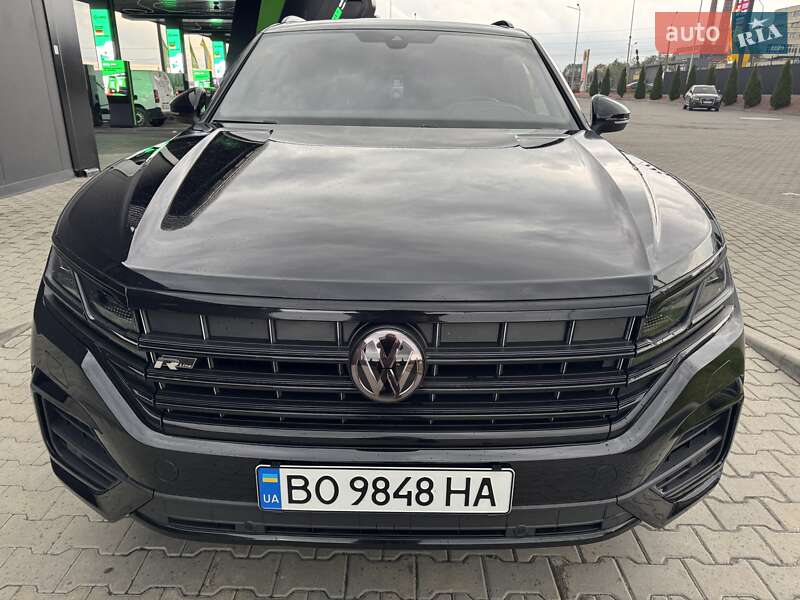 Позашляховик / Кросовер Volkswagen Touareg 2019 в Тернополі