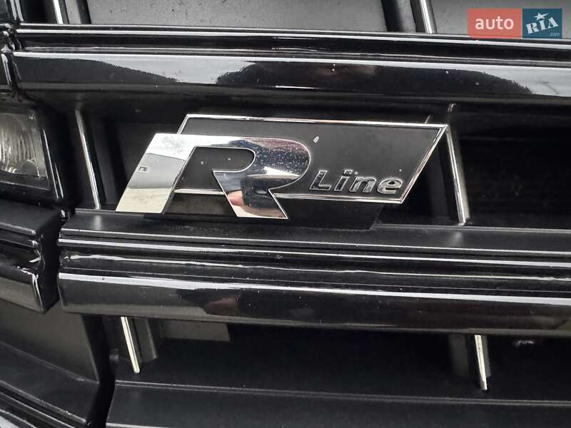 Позашляховик / Кросовер Volkswagen Touareg 2019 в Тернополі