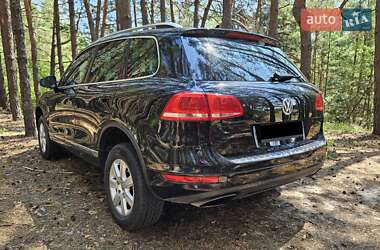 Позашляховик / Кросовер Volkswagen Touareg 2011 в  фото 8 Позашляховик / Кросовер Volkswagen Touareg 2011 в