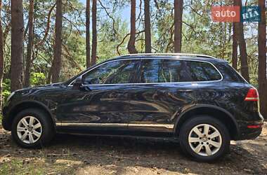 Позашляховик / Кросовер Volkswagen Touareg 2011 в  фото 17 Позашляховик / Кросовер Volkswagen Touareg 2011 в