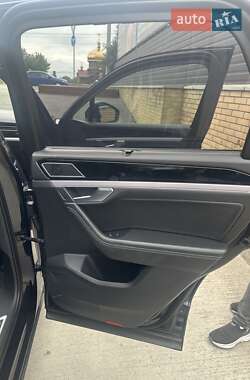 Внедорожник / Кроссовер Volkswagen Touareg 2021 в  фото 9 Внедорожник / Кроссовер Volkswagen Touareg 2021 в