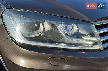 Позашляховик / Кросовер Volkswagen Touareg 2017 в  фото 17 Позашляховик / Кросовер Volkswagen Touareg 2017 в