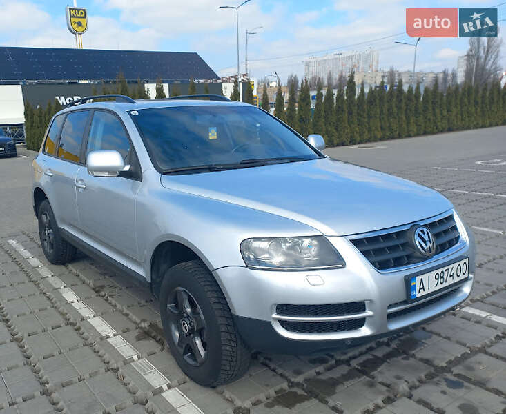 Внедорожник / Кроссовер Volkswagen Touareg 2006 в Киеве