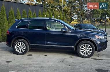 Внедорожник / Кроссовер Volkswagen Touareg 2012 в 