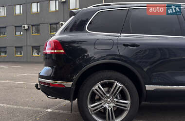 Внедорожник / Кроссовер Volkswagen Touareg 2016 в 