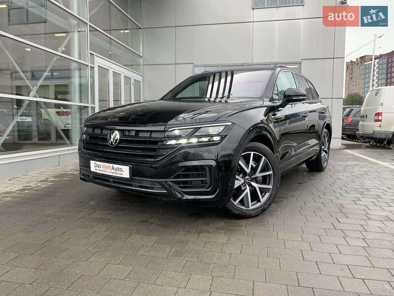 Внедорожник / Кроссовер Volkswagen Touareg 2022 в 