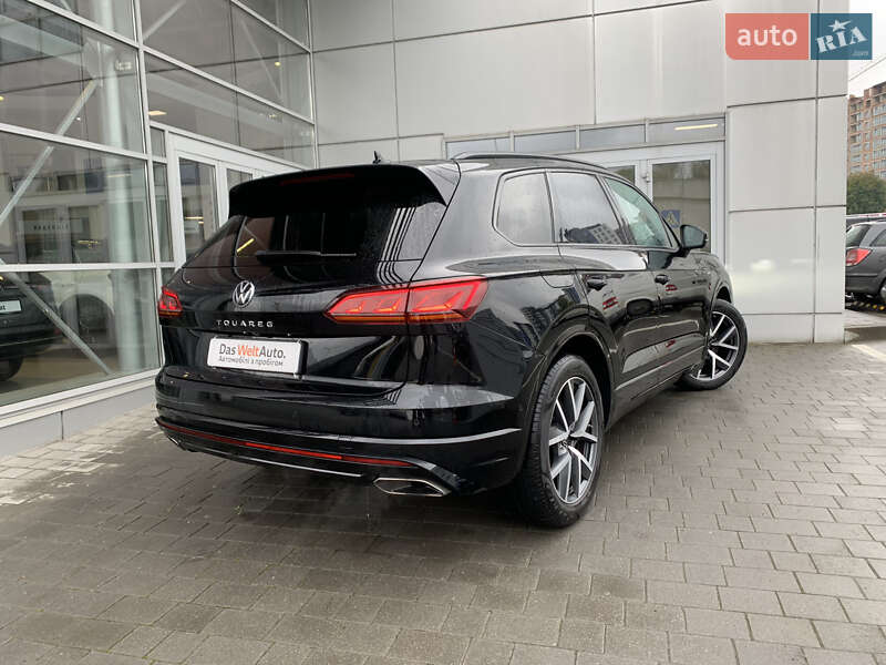 Позашляховик / Кросовер Volkswagen Touareg 2022 в Івано-Франківську