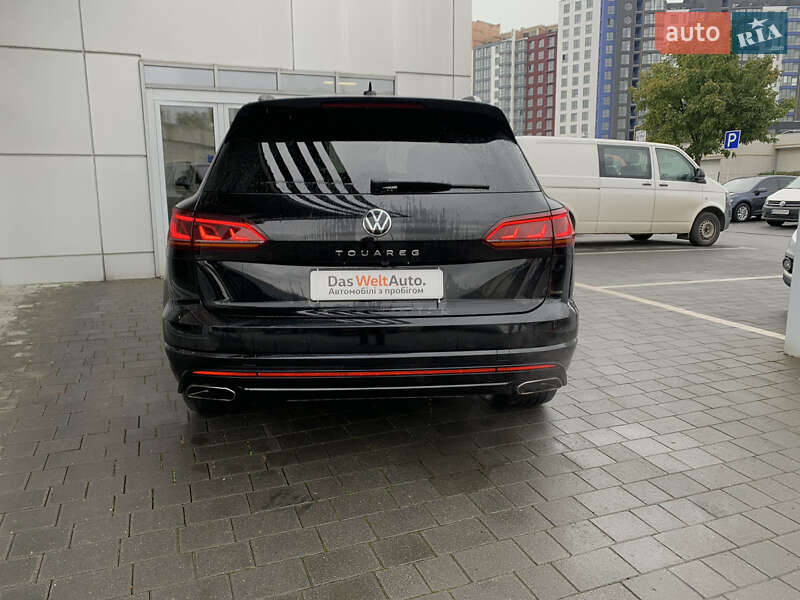 Позашляховик / Кросовер Volkswagen Touareg 2022 в Івано-Франківську