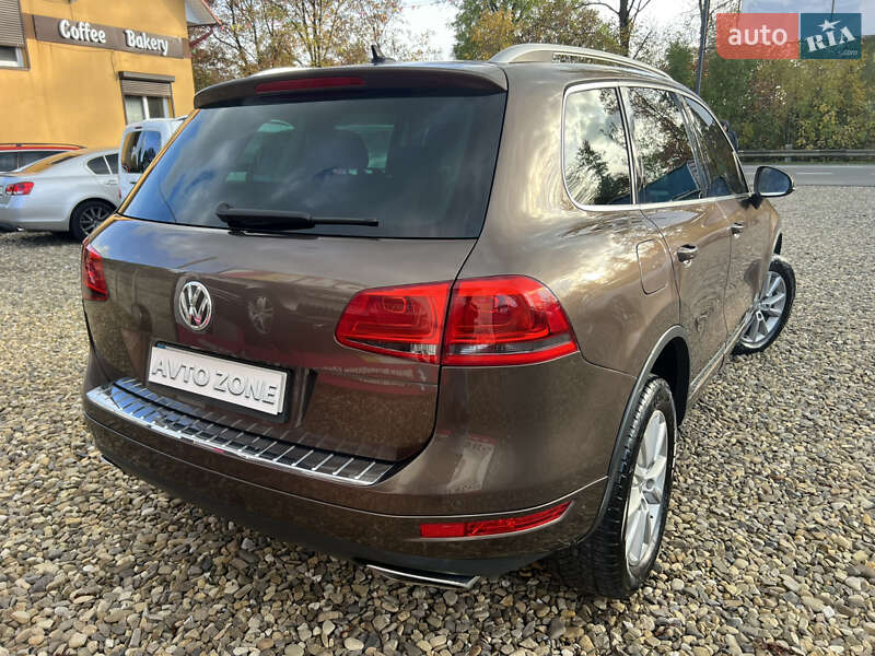 Внедорожник / Кроссовер Volkswagen Touareg 2010 в Коломые