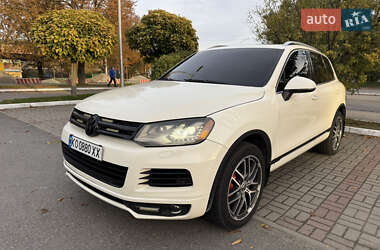 Позашляховик / Кросовер Volkswagen Touareg 2011 в Ужгороді