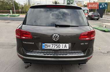 Внедорожник / Кроссовер Volkswagen Touareg 2017 в 