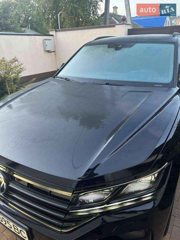 Внедорожник / Кроссовер Volkswagen Touareg 2021 в Кропивницком