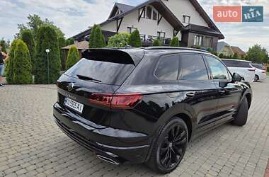 Внедорожник / Кроссовер Volkswagen Touareg 2021 в 