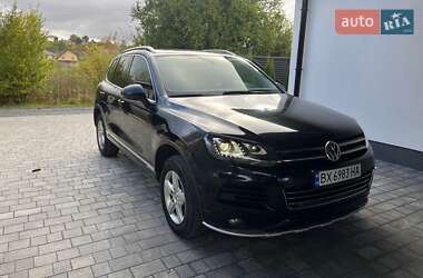 Внедорожник / Кроссовер Volkswagen Touareg 2013 в Хмельницком