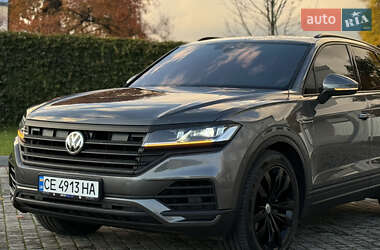 Позашляховик / Кросовер Volkswagen Touareg 2019 в  фото 14 Позашляховик / Кросовер Volkswagen Touareg 2019 в