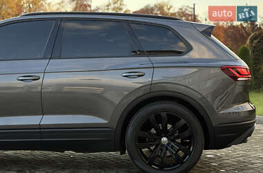 Позашляховик / Кросовер Volkswagen Touareg 2019 в  фото 30 Позашляховик / Кросовер Volkswagen Touareg 2019 в