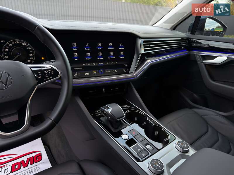 Внедорожник / Кроссовер Volkswagen Touareg 2021 в Луцке