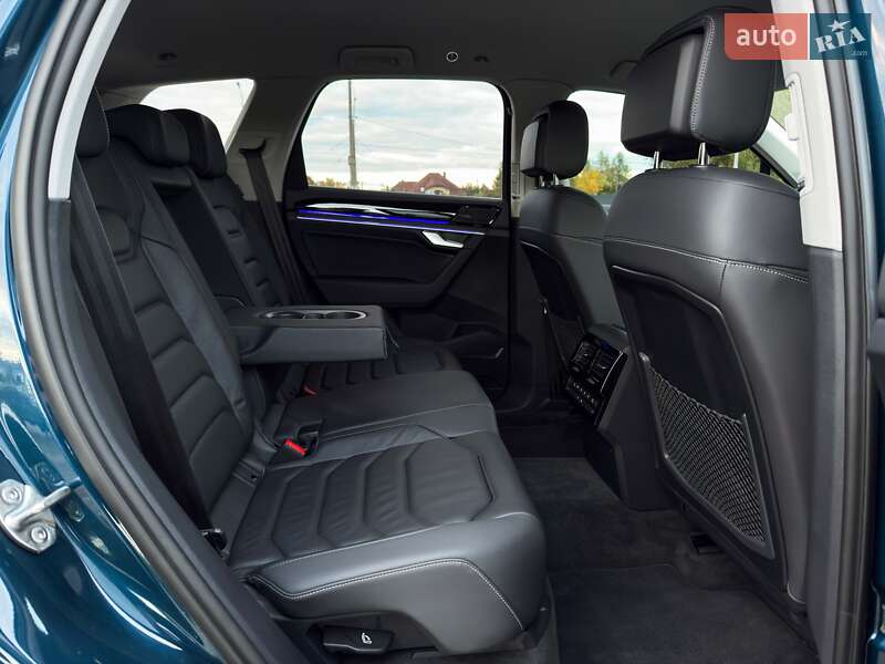 Внедорожник / Кроссовер Volkswagen Touareg 2021 в Луцке