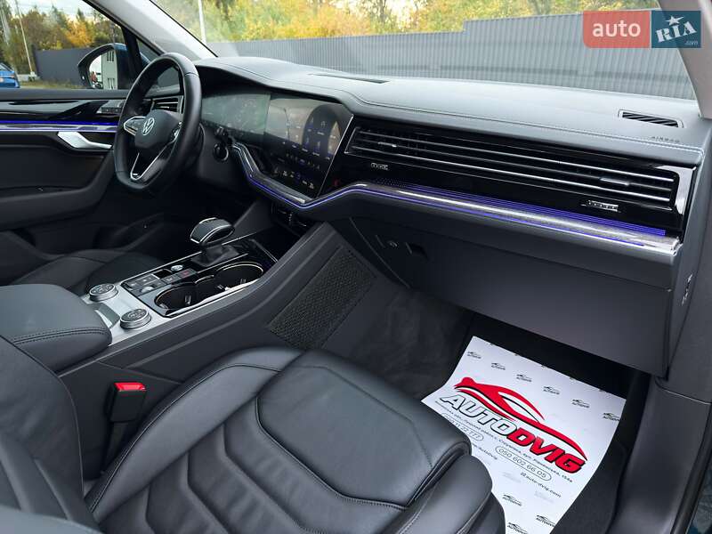 Внедорожник / Кроссовер Volkswagen Touareg 2021 в Луцке