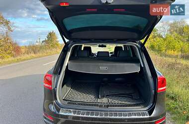Позашляховик / Кросовер Volkswagen Touareg 2014 в  фото 16 Позашляховик / Кросовер Volkswagen Touareg 2014 в