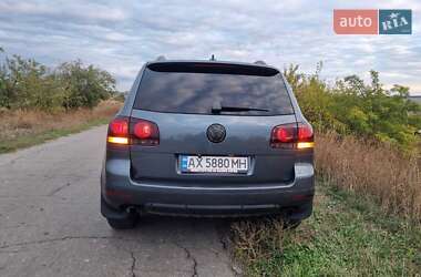 Внедорожник / Кроссовер Volkswagen Touareg 2008 в 