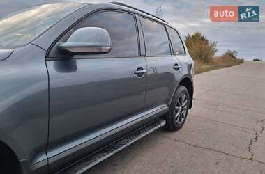 Внедорожник / Кроссовер Volkswagen Touareg 2008 в 