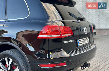 Внедорожник / Кроссовер Volkswagen Touareg 2011 в 